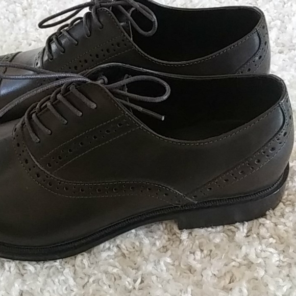 Kenneth Cole Reaction Shoes. - Picture 6 of 6